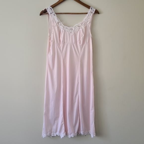 Vintage light pink slip chemise nightie - Picture 1 of 6
